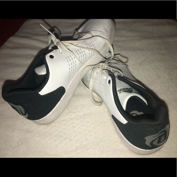 Adidas Derek Roses’ - Picture 1 of 2